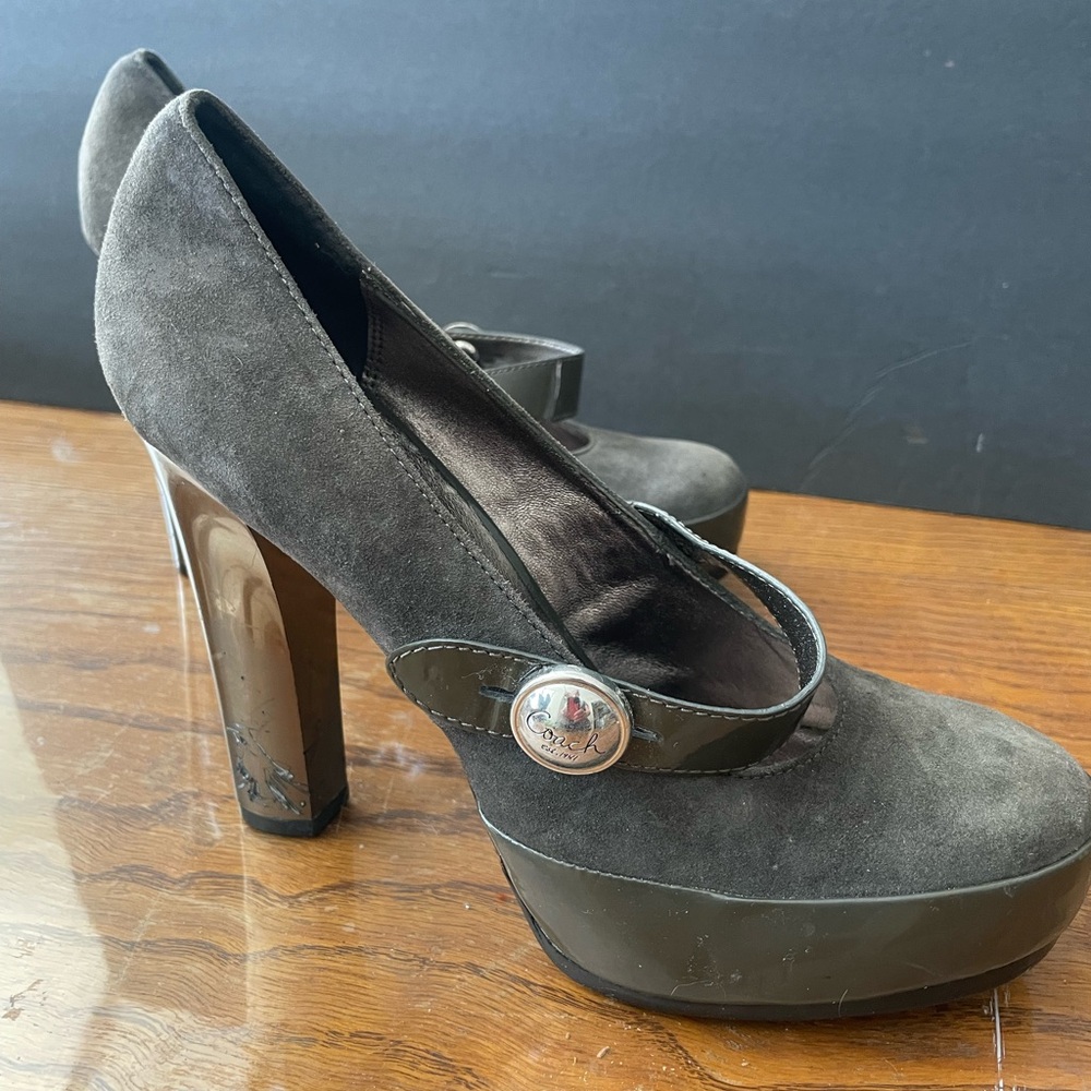 COACH Gray High Platform Pumps - MaryJanes!  SZ 8.5